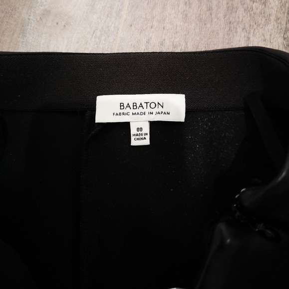 Aritzia Babaton Jax Skirt - Picture 2 of 3